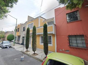 Casa de 3 habitaciones, Azcapotzalco · Casa en Venta en Col San Alvaro Azcapotzalco Cdmx