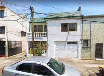 Casa de 2 habitaciones, Azcapotzalco · "Casa en Nueva Santa Maria en Venta Hipotecaria"