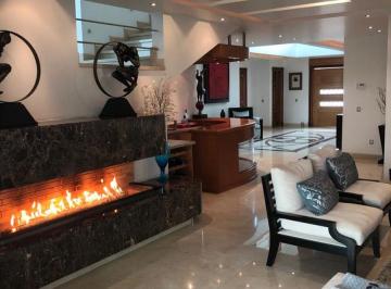Casa en condominio de 5 habitaciones, Tlajomulco de Zúñiga · Casa con 5 Recámaras, 945 m² Superficie de Terreno en Venta y Renta, Tlajomulco de Zúñiga