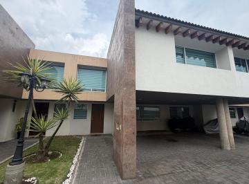 Casa · 235m² · 3 Recámaras · 2 Estacionamientos · Casa en Renta en Bosque de Los Encinos