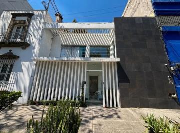 1 · Venta de Casa con Uso de Suelo, en Colonia del Valle Centro, Benito Juárez