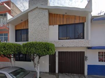 Casa en Venta de 3 habitaciones General José Vicente Villada · Casa en Venta en Col Vicente Villada Nezahualcoyotl