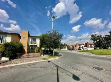 Casa en condominio · 90m² · 2 Recámaras · 2 Estacionamientos · Casa en Venta en Villas del Campo, Solo Para con Recurso Propio