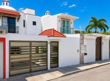 Casa de 3 habitaciones, Solidaridad · Venta de Casa en Playa del Carmen Quintana Roo