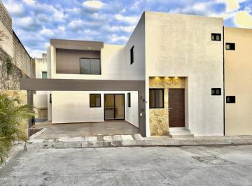 Casa · 152m² · 3 Recámaras · 2 Estacionamientos · Casa Nueva en Venta Lomas Residencial Riviera Veracruzana