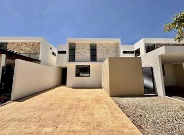 1 · Casa de 3 Recámaras + Cuarto de Servicio en Privada Tamora, Conkal