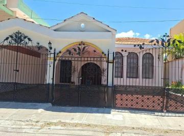 1 · Casa de Una Planta en Venta en Fracc. Las Brisas, Mérida