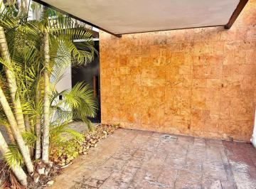 1 · Townhouse en Renta en Residencial Montecristo