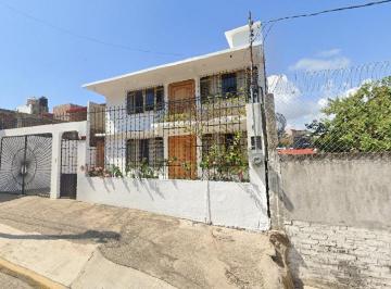 Casa de 4 habitaciones, Acapulco de Juárez · Venta de Casa en Las Playas, Acapulco.