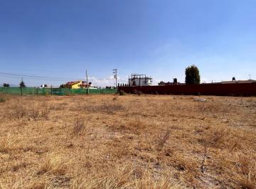 Terreno / Lote · 2132m² · 50 Estacionamientos · Terreno en Venta en Metepec de 2,132 m², Escriturado Cerca de Issemyn de Tollocan