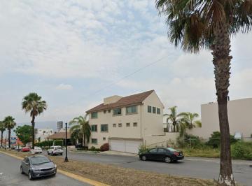 Casa de 5 habitaciones, Monterrey · Casa en Venta en Col Cumbres Elite 4to. Sector Monterrey