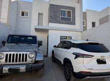 Casa de 3 habitaciones, Saltillo · Casa en Venta | Fracc. Santorini