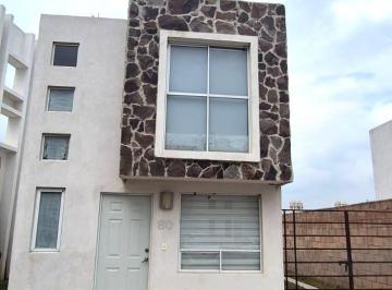 Casa · 75m² · 2 Recámaras · 2 Estacionamientos · Casa en Renta en Cuautlancingo