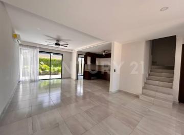 Casa · 250m² · 3 Recámaras · 2 Estacionamientos · Casa en Venta en Arbolada - a Estrenar - Alberca Rooftop 3 Niveles