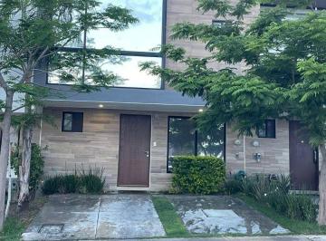 Casa de 3 habitaciones, Querétaro · Casa en Venta en El Refugio, Querétaro