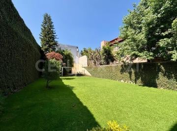 Casa · 282m² · 4 Recámaras · 4 Estacionamientos · Casa en Venta en Cuitlahuac, Toriello Guerra, Tlalpan