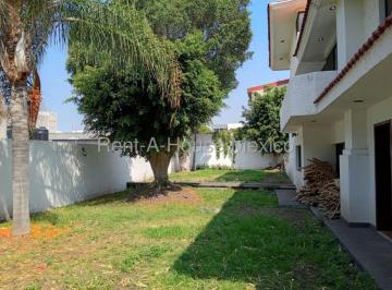 Casa de 3 habitaciones, Querétaro · Rentamos Casa Contemporánea en Loma Dorada 5 Recamaras + Servicio 7 Baños 6 Autos