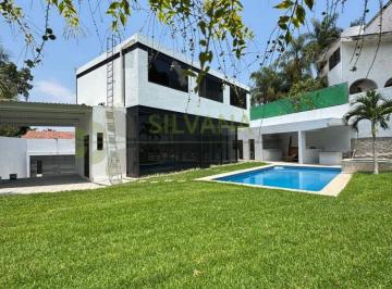 Casa de 4 habitaciones, Jiutepec · Bellísima Casa en Parques Sumiya, Jiutepec, Morelos