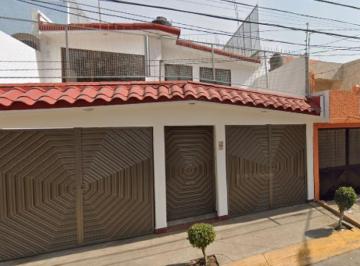 Casa de 3 habitaciones, Nezahualcóyotl · Casa en Bosques de Aragón, Nezhualcoyotl