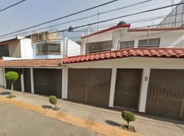 Casa de 3 habitaciones, Nezahualcóyotl · Casa en Bosques de Aragón, Nezhualcoyotl