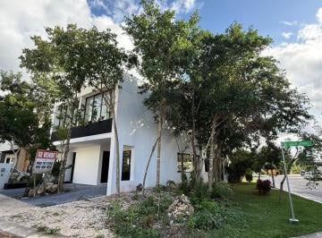 Casa de 3 habitaciones, Benito Juárez · Casa en Venta en Arbolada