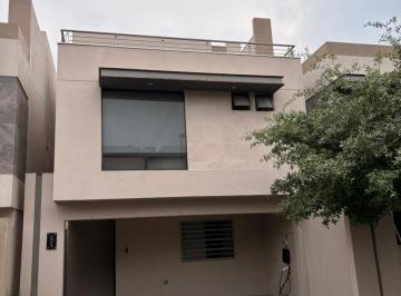 Casa · 181m² · 2 Estacionamientos · Casa en Venta Cerradas Sole Zona La Reserva Cumbres Garcia