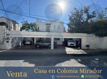 Casa · 414m² · 2 Recámaras · 4 Estacionamientos · Casa en Venta Col. Mirador