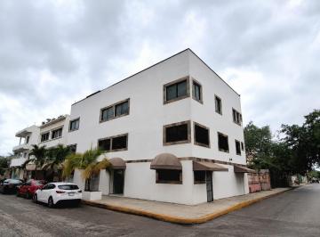 Villa · 700m² · 15 Recámaras · Edificio de Departamentos y Locales Comerciales en Venta en Playa del Carmen.