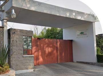 Casa de 3 habitaciones, Alvaro Obregón · Casa 242 m², Remate Bancario Adjudicado en Col. Cond. Resid. Bosques de Ameyalco, Certeza Jurídica