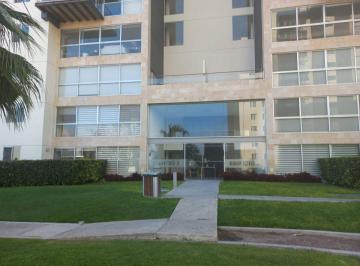 Departamento de 3 habitaciones, Querétaro · Departamento en Renta con Cuarto de Servicio + Terraza