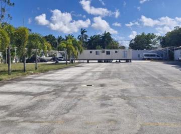 Terreno / Lote · 3300m² · 150 Estacionamientos · Terreno Para Patio Logístico en Renta Para Flotillas y Vehículos en Cancún Zona Huayacan