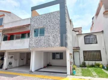 Casa en condominio · 194m² · 3 Recámaras · 1 Estacionamiento · Casa en Venta, Av Inganico López Rayón Fracc. Las Américas, Ecatepec Edo de Méx