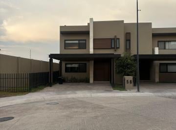 Casa de 3 habitaciones, El Marqués · Casa en Renta en Villa Carriedo Campanario Norte