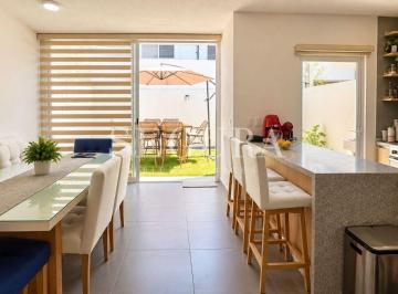 Casa en condominio de 3 habitaciones, Xochitepec · Casa en Venta con Roof Garden Privado y Alberca | Real de Santa Fe, Xochitepec