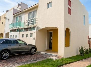 Casa de 3 habitaciones, Alvarado · Rento Casa en Cluster Privado. Esquina. con Vigilancia. Alberca. Acceso Al Mar. Riviera Veracruzana