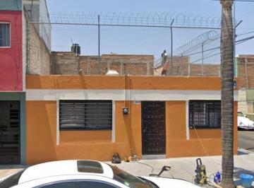1 · Venta de Casa en Guadalajara Jalisco Colonia Medrano Lm