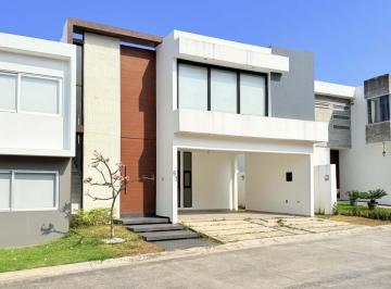 Casa de 3 habitaciones, Alvarado · Casa en Venta en El Fraccionamiento Punta Tiburón en La Riviera Veracruzana