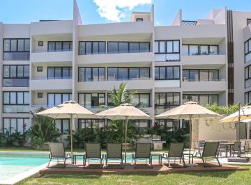 Departamento · 156m² · 3 Recámaras · 1 Estacionamiento · En Venta Departamento de 3 Habitaciones en Playa del Carmen con Piscina, Gimnasio, Pet - Frendly