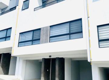 Casa de 2 habitaciones, Tijuana · Townhouse 1 Nivel Habitable 2 Recamaras 2 Baños a Minutos de Garitas Internacionales y Aeropuerto