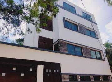 Oficina · 150m² · 3 Recámaras · 5 Estacionamientos · Oficina en Av Huayacan