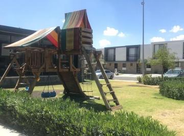 Casa de 3 habitaciones, Querétaro · Casa Amueblada en Renta en Cond Veranda en El Refugio Queretaro