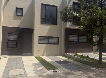 Casa de 3 habitaciones, El Marqués · Casa Amueblada en Renta en Cond Arancione en Zakia Queretaro