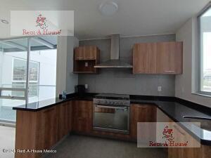 Departamento · 208m² · 3 Recámaras · 2 Estacionamientos · Departamento en Venta Cuajimalpa de Morelos Lomas del Chamizal 24 - 3865 Jas