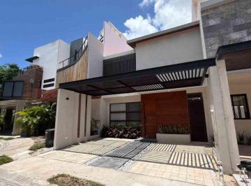 Casa de 3 habitaciones, Benito Juárez · Casa en Renta – Residencial Arbolada Cumbres, Cancún