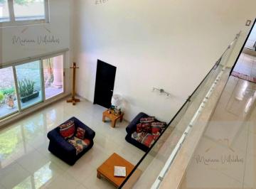 Casa en condominio · 330m² · 4 Recámaras · 2 Estacionamientos · Casa en Condominio - Pueblo San Marcos