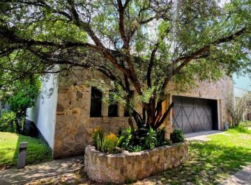 Casa en condominio · 300m² · 4 Recámaras · 2 Estacionamientos · Casa en Privada del Obraje, San Miguel de Allende Centro
