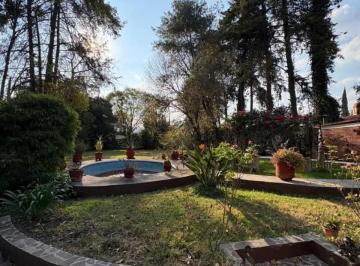 Casa · 180m² · 3 Recámaras · 2 Estacionamientos · Casa - Praderas