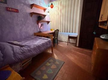 Casa · 180m² · 3 Recámaras · 2 Estacionamientos · Casa - Praderas