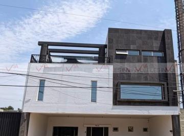 Oficina · 442m² · 2 Recámaras · 6 Estacionamientos · Oficina en Renta en del Valle