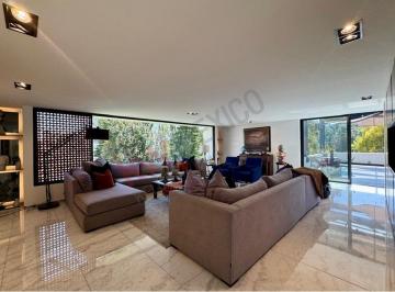 N/A · Espectacular Casa en Venta - Lomas Hipódromo